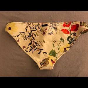 TRIANGL bathing suit bottom